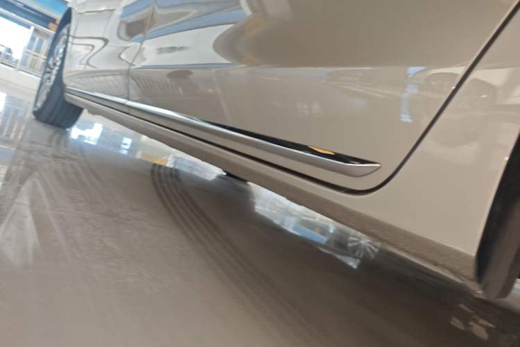 Used Buick GL8 2023 ES Lu Zun Luxury Model
