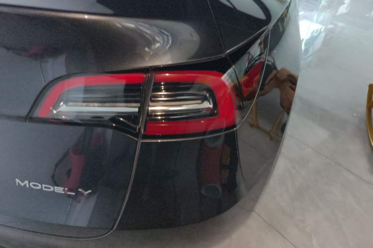 Used Tesla Model Y 2024 Rear-Wheel-Drive Version