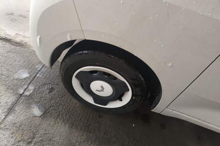 Used Wuling Hongguang MINIEV 2024 3rd Generation 215km Youth Edition
