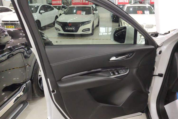 Used Cadillac XT4 2021 28T Two-Wheel Drive Tech Edition
