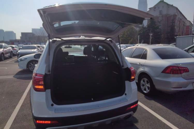 Used Haval H6 2017 Red-Label Sport Edition 1.5T Manual Two-Wheel Drive Elite Model
