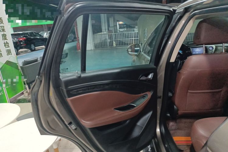 Used Buick Envision 2016 20T Two-Wheel-Drive Elite Model
