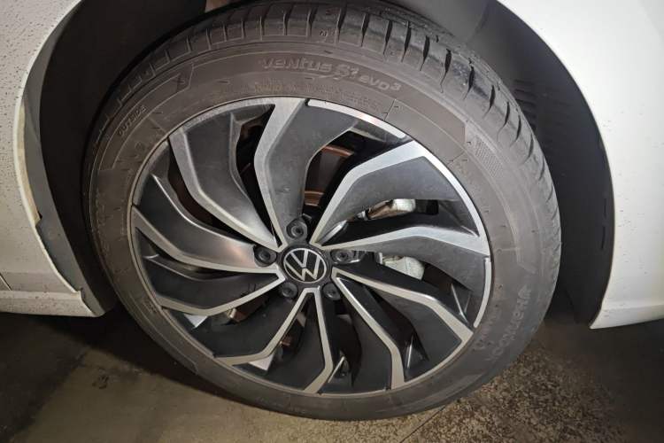 Used Volkswagen Golf 2023 Facelift 280TSI DSG Pro
