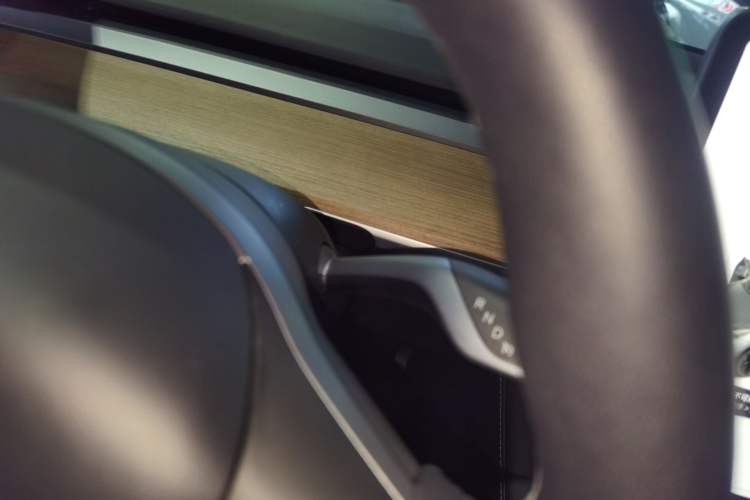 Used Tesla Model Y 2021 Long-Range All-Wheel-Drive Version