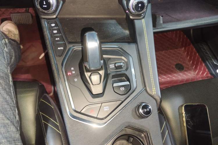 Used Lynk & Co 05 2022 2.0T Two-Wheel Drive Shine Halo
