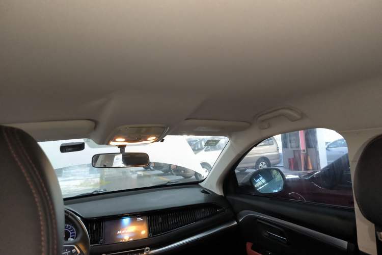 Used Haval H2s 2017 Red-Label 1.5T Dual-Clutch Comfort Model