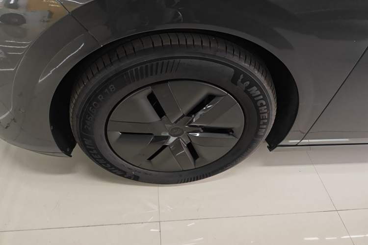 Used Li Auto MEGA 2024 Ultra Model