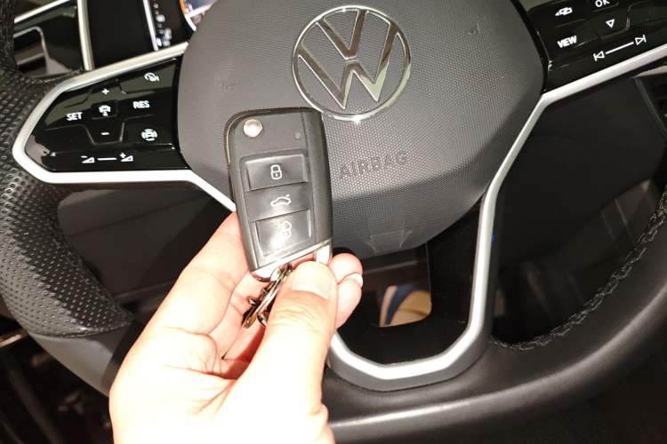 Used Volkswagen Tiguan L 2022 330TSI Automatic Two-Wheel Drive Smart Edition
