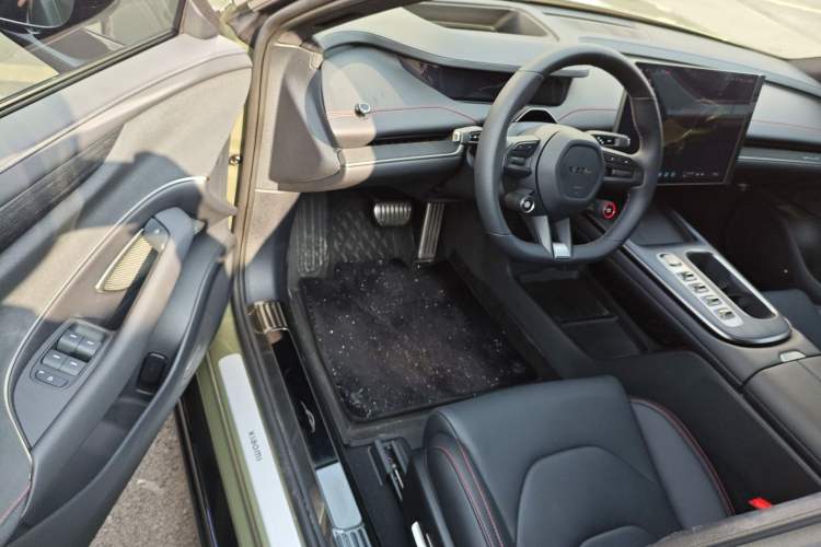 Used  SU7 2024 Four-Wheel-Drive Max Founder's Edition
