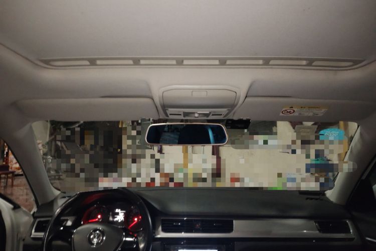 Used Volkswagen Bora 2016 1.6L manual Comfort trim level
