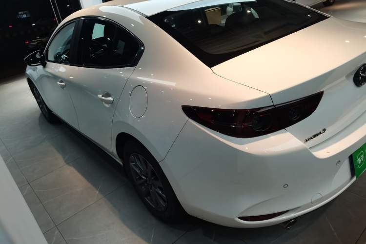 Used Mazda Mazda 3 Axela 2021 2.0L Automatic Zhiqing Edition