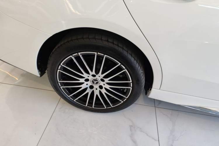 Used Mercedes-Benz C-Class 2024 Restyled C 200 L Sport Edition
