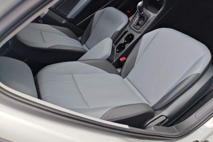 Used Volkswagen Lavida 2023 Revised Version 1.5L Automatic Starry Sky Edition – 5 Million Units