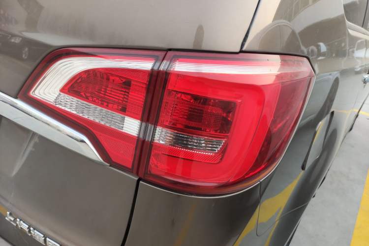 Used Baojun 730 2016 1.5L Manual Comfort Version 7 Seats China V Emission Standard
