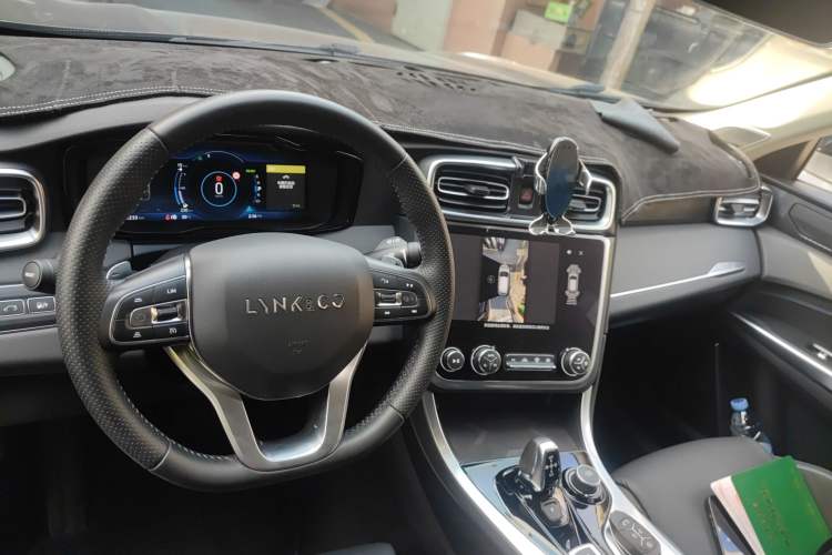 Used Lynk & Co 01 EM-P 2019 1.5T PHEV JingPro National VI
