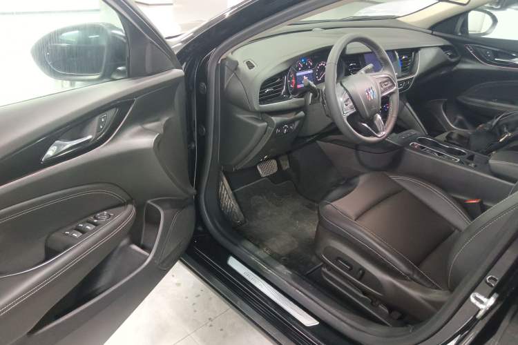 Used Buick Regal 2024 25T Deluxe Edition