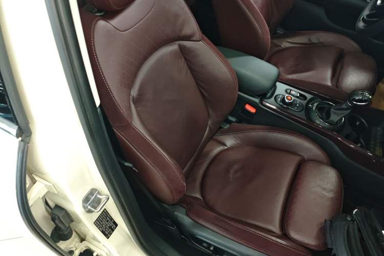 Used  Clubman 2016 Revised Version 1.5T COOPER Connoisseur Edition
