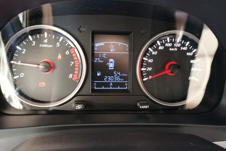 Used FORTHING T5 2022 Grand Edition 1.6L Manual Dream-Chasing Five-Seat Model
