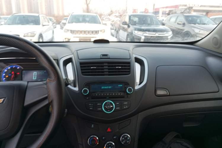 Used Chevrolet Trax 2016 1.4T Manual Two-Wheel Drive Comfort Version with Sunroof
