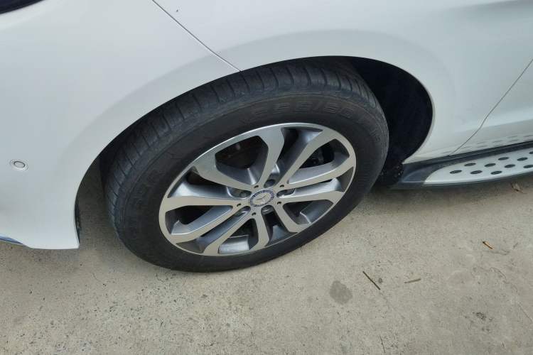 Used Mercedes-Benz GLE 2017 GLE 320 4MATIC Dynamic Model
