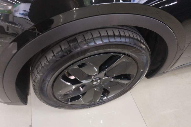 Used ONVO L60 2025 Model—60 kWh Rear-Wheel-Drive Version