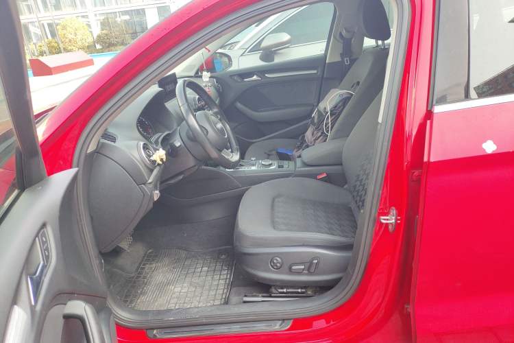 Used Audi A3 2016 Limousine 35 TFSI Prestige Edition
