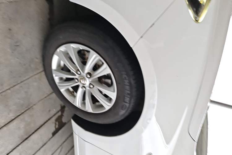 Used Buick GT 2016 15N Automatic Entry-Level Trim
