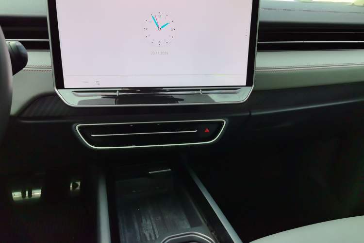 Used Volkswagen ID.7 VIZZION 2024 AIR model
