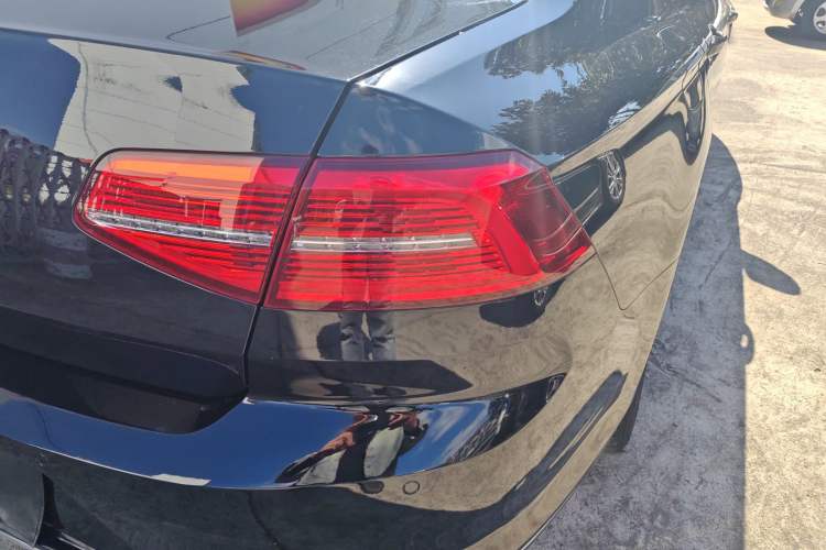 Used Volkswagen Magotan 2019 280TSI DSG Leading Model China VI Standard
