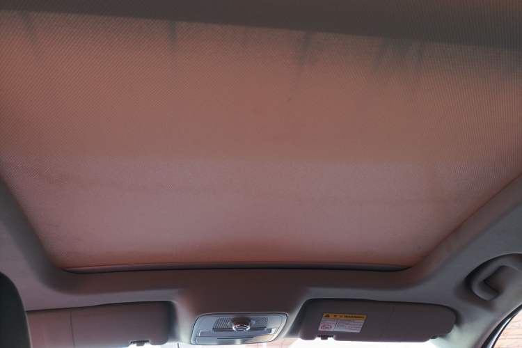 Used Roewe RX3 2020 1.6L CVT 4G Connected Ultra-Fun Elite Edition
