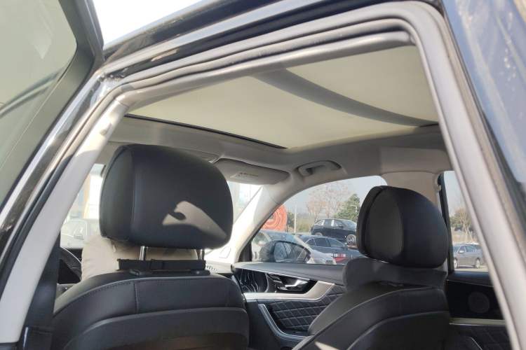 Used Hongqi HS5 2019 2.0T Smart Connect Flagship Edition
