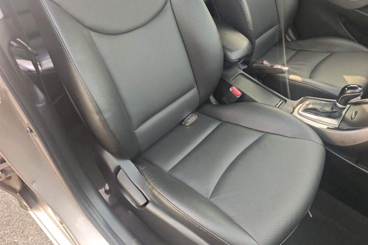 Used Hyundai Elantra 2015 1.6L Automatic Luxury Model