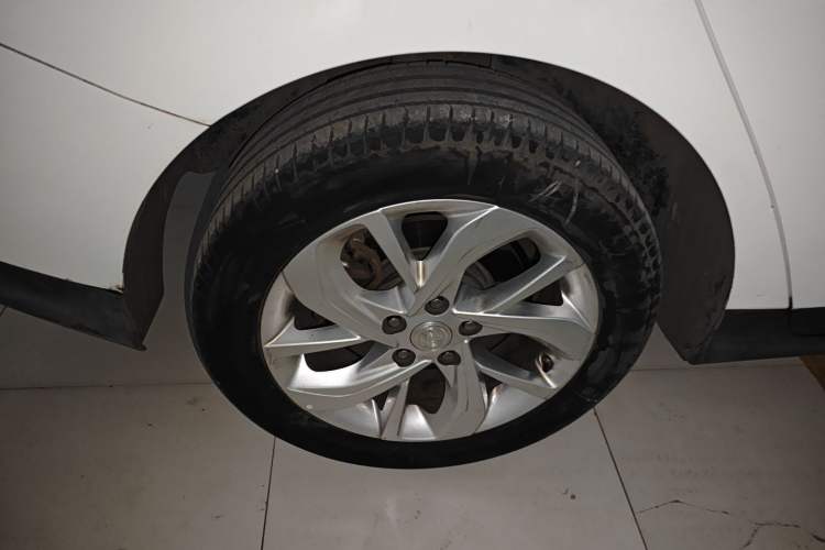 Used Buick Velite 6 2023 430km Range Commuter Version
