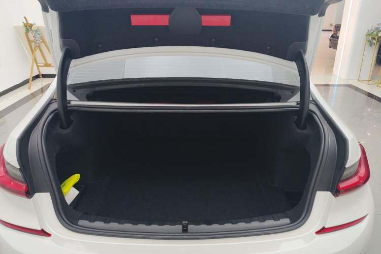 Used BMW 3 Series 2022 Updated 325Li M Sport Package
