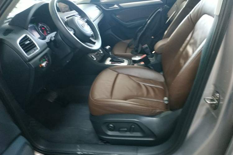 Used Audi Q3 2015 35 TFSI quattro Technology Edition
