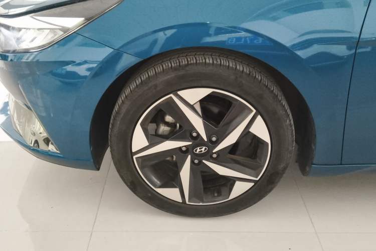 Used Hyundai Elantra 2021 1.5L CVT LUX Prestige Edition