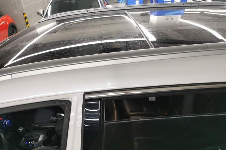 Used Hyundai Santa Fe 2017 2.0T Automatic Two-Wheel Drive Smart Version 7 Seats
