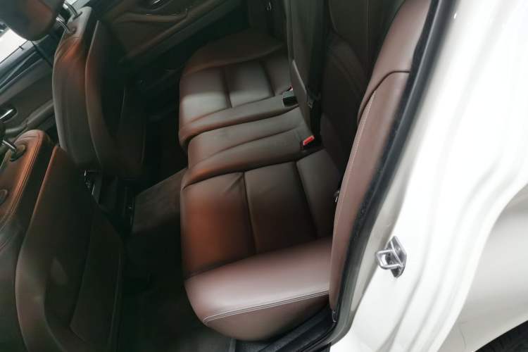 Used BMW 5 Series 2014 525Li Luxury Design Package
