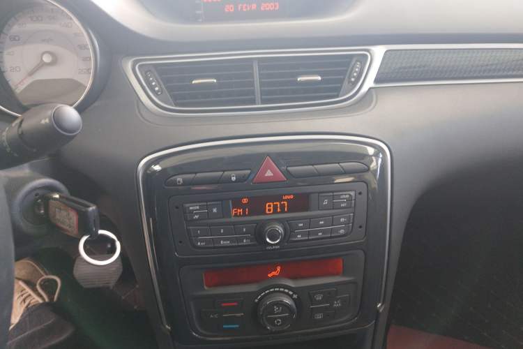 Used Peugeot 308 2014 Enjoyment Edition Classic 1.6L Automatic Fashion Model