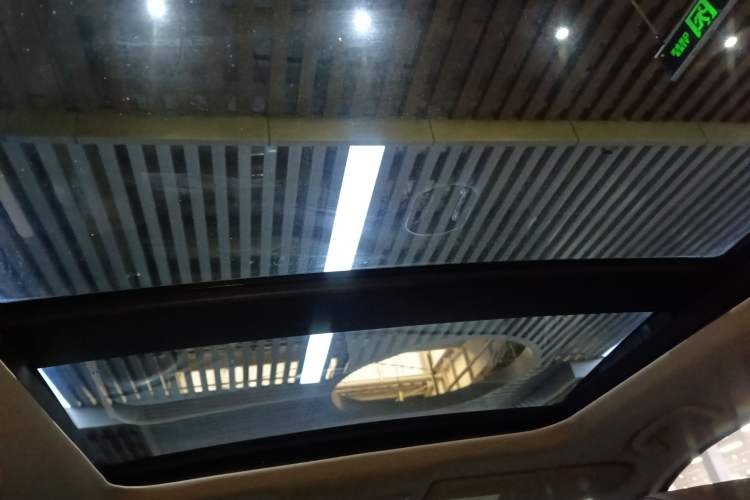 Used Honda CR-V 2023 240TURBO Two-Wheel-Drive Luxury Version 5 Seats