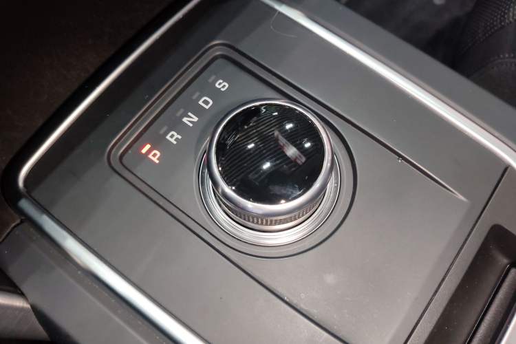 Used Land Rover Discovery Sport 2017 2.0T SE