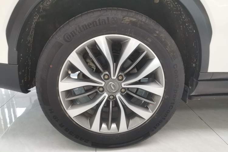 Used GAC Trumpchi GS8 2017 320T Two-Wheel Drive Luxury Smart Connectivity Version (7 Seats)
