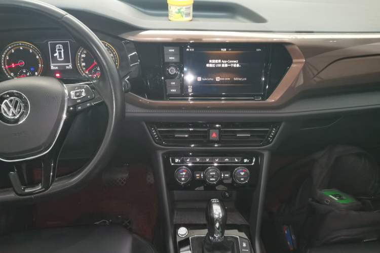 Used Volkswagen Tharu 2019 280TSI Two-Wheel Drive Luxury Version China VI Standard