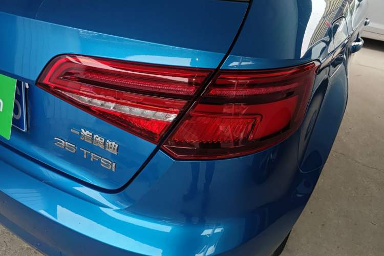 Used Audi A3 2018 30th Anniversary Edition Sportback 35 TFSI Ambition Model
