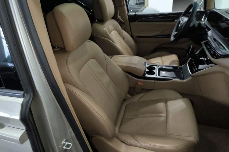 Used Buick GL8 2020 ES Land Cruiser 653T Luxury Edition
