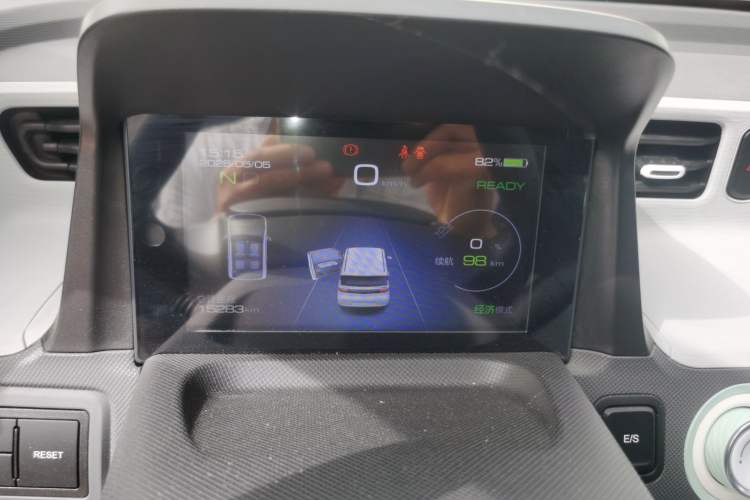 Used Wuling Hongguang MINIEV 2021 Macaron Fashion Model Lithium Iron Phosphate
