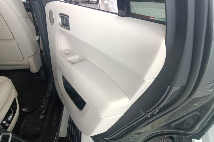 Used Li Auto L9 2022 Max model
