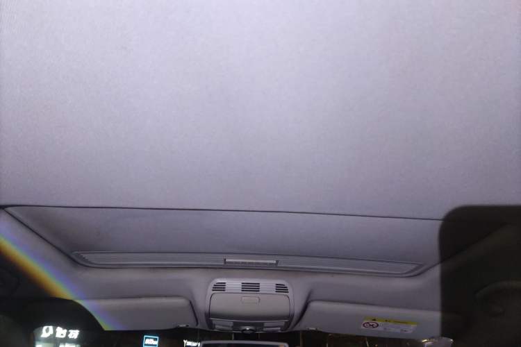 Used Volkswagen Magotan 2016 1.8TSI Luxury Comfort Model
