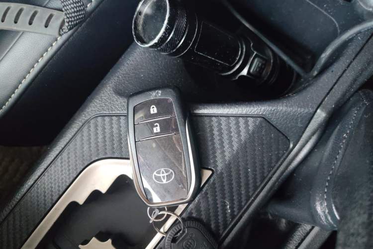 Used Toyota RAV4 2013 2.5L Automatic 4x4 Elite Edition
