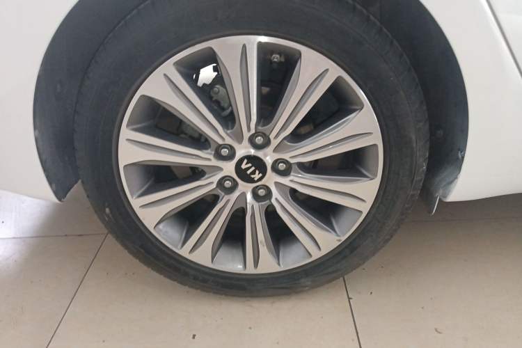 Used Kia K4 2014 1.8L Automatic DLX
